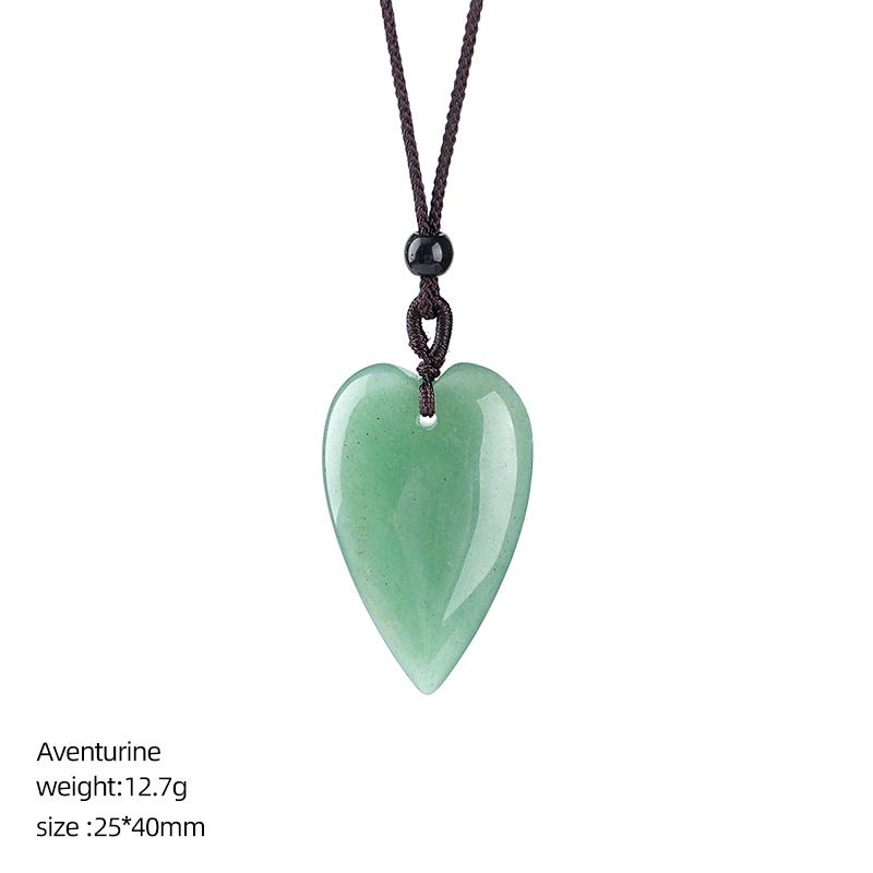 Colar de amor de cristal natural de 40mm, pingente de coração de pêssego de pedra de ágata gravado em forma de coração.