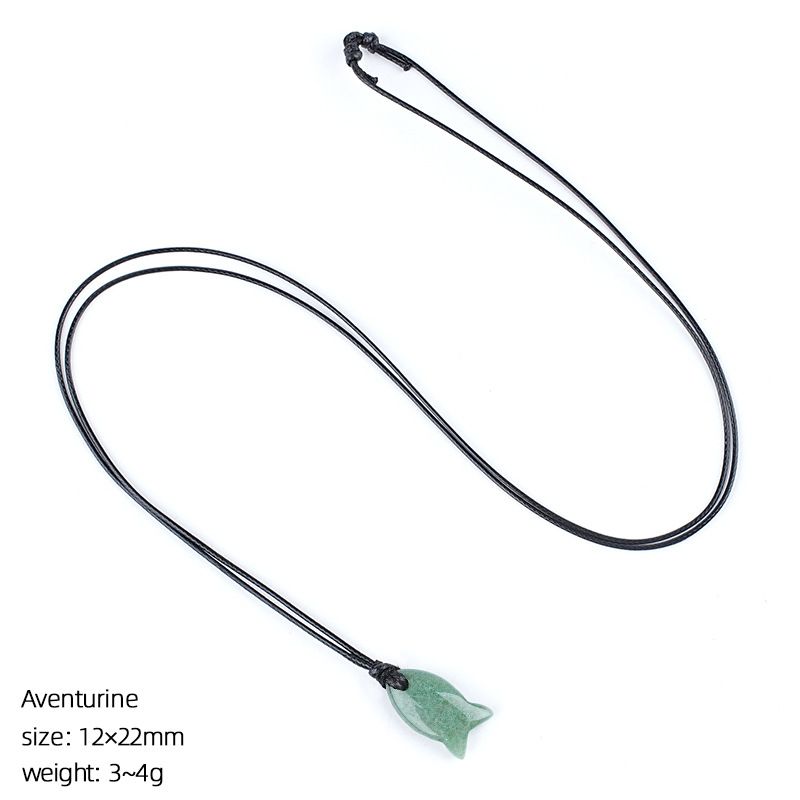 Colar de peixe de cristal natural 22Mm bonito tecido à mão ajustável corrente de suéter pedra áspera gravada pingente em forma de peixe
