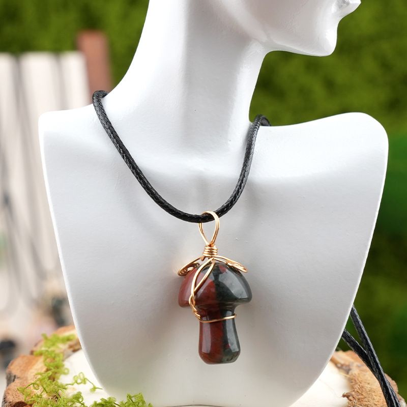Pingente de cogumelo de cristal natural transfronteiriço de seda enrolada à mão bonito mini cogumelo DIY colar acessórios de jóias