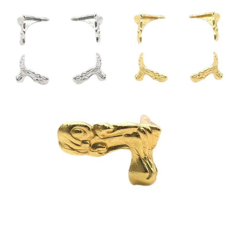 1065-Base pirâmide Estrutura de suporte de liga de quatro cantos Suporte de jóias ornamento de ouro e prata