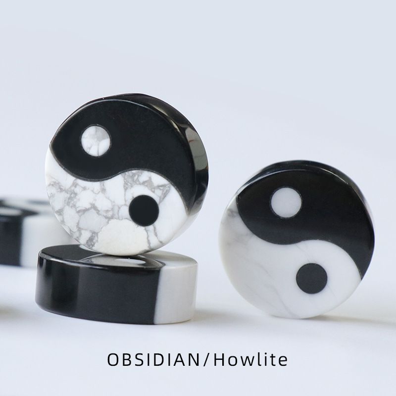 Pinho branco natural obsidiana emenda preto e branco tai chi yin e yang gossip logo punho decorativo pequeno ornamento