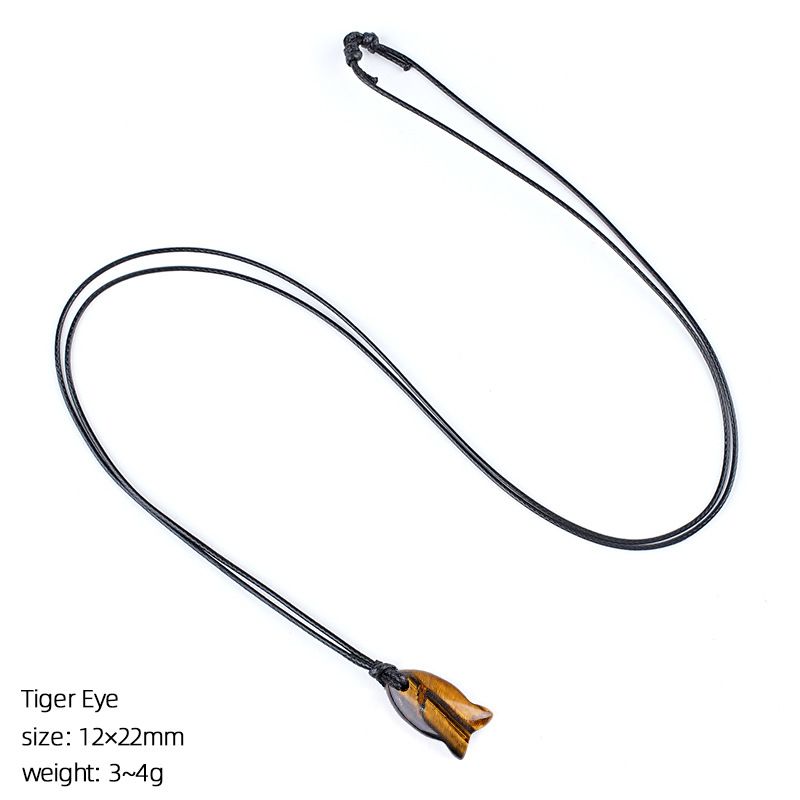 Colar de peixe de cristal natural 22Mm bonito tecido à mão ajustável corrente de suéter pedra áspera gravada pingente em forma de peixe