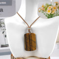 Pingente de marca retangular de jade de cristal natural seguro colar de jóias estilo chinês local cênico atacado