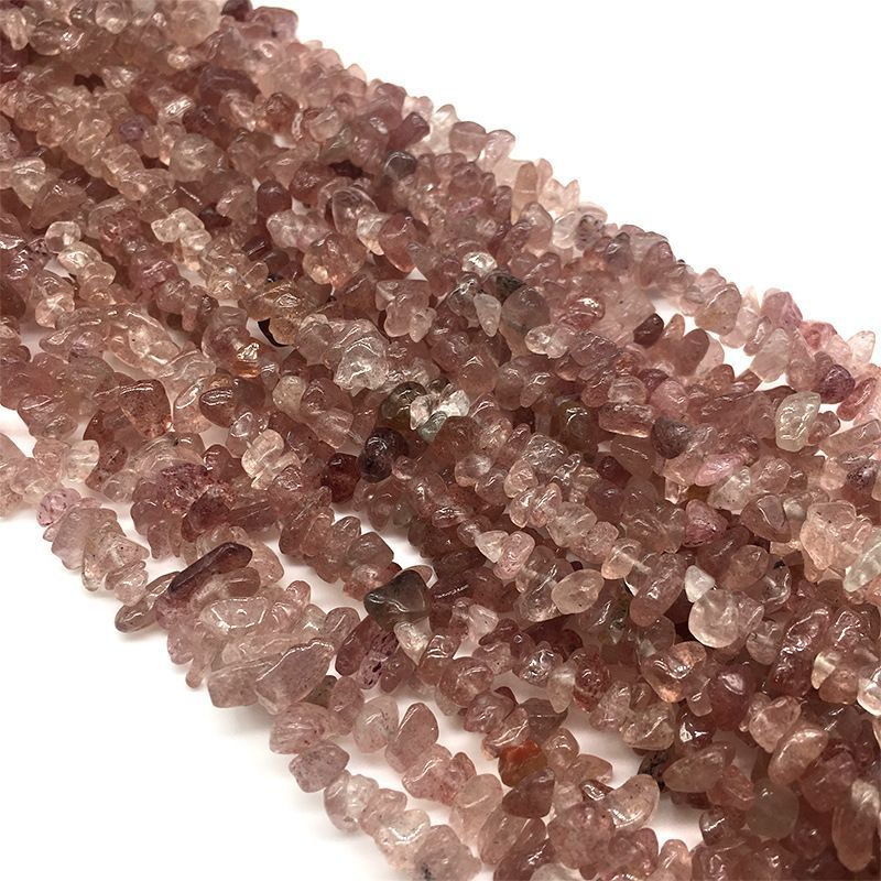 57-Trabalho de cascalho amorfo de cristal de morango em andamento Contas soltas contas feitas à mão DIY acessórios de jóias de cascalho