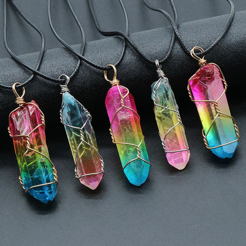 1535-Pingente de enrolamento de coluna de cristal de pedra áspera natural, coluna de cristal arco-íris galvanizado pingente colorido de cristal irregular