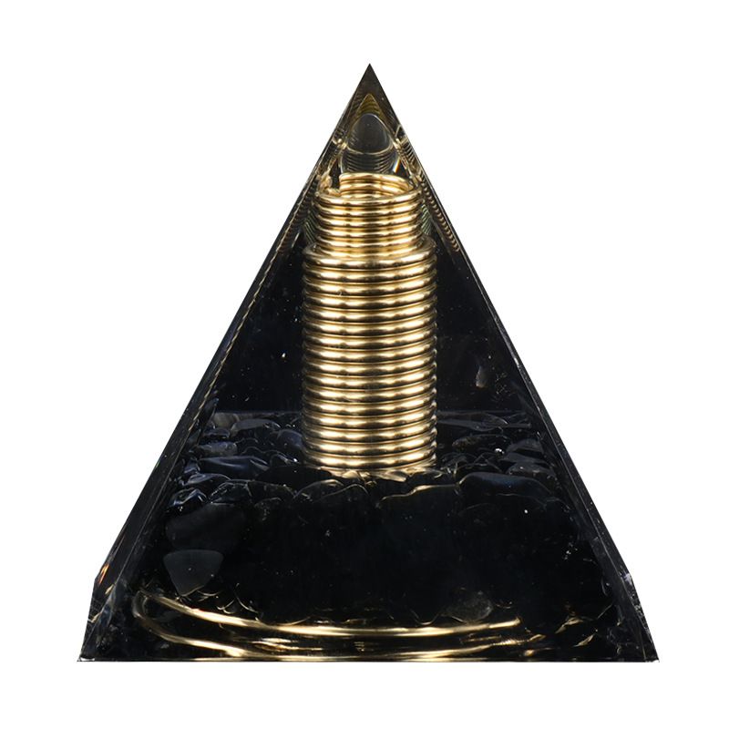 Artesanato de pirâmide de resina de venda quente Ornamento de pirâmide de cristal epóxi criativo feito à mão
