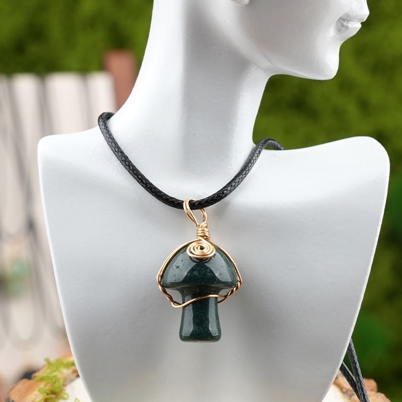Pingente de cogumelo de cristal natural transfronteiriço de seda enrolada à mão bonito mini cogumelo DIY colar acessórios de jóias