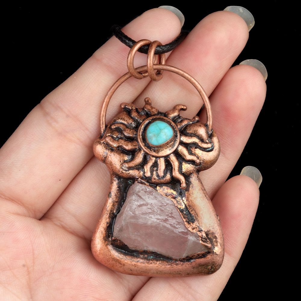 1913-Pingente de pedra áspera de cristal natural turquesa incrustada no sol, colar de bronze retrô de jade de cristal