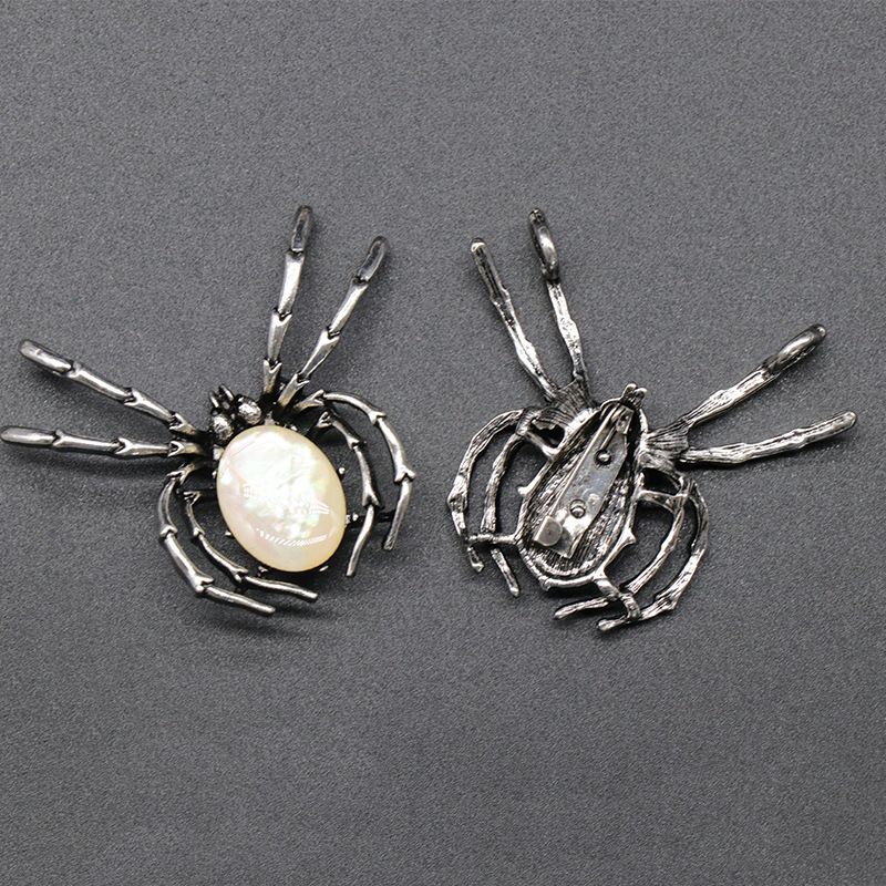 1585 Um pingente de broche de gema broche de aranha de cristal liga de ágata incrustada pingente de pedra preciosa