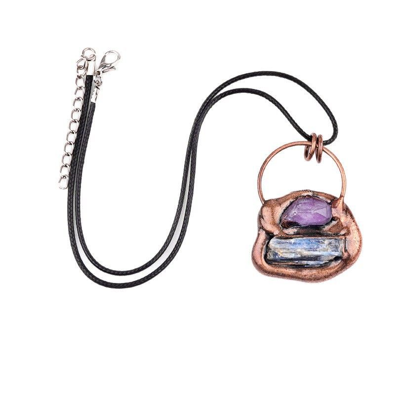 Pingente de soldagem retro de cristal azul incrustado em ametista natural, pingente de bronze de pedra áspera de cristal irregular.