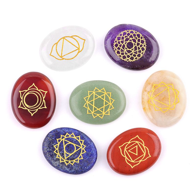 550-Pedra colorido de cristal natural pedra de ioga oval 7 sacos