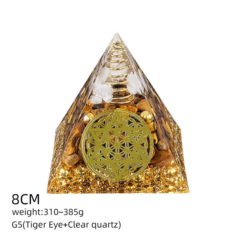 Pirâmide de cristal natural de 8cm Casa criativa europeia e americana Ornamento de mesa Yoga Resina de meditação Pirâmide de epóxi