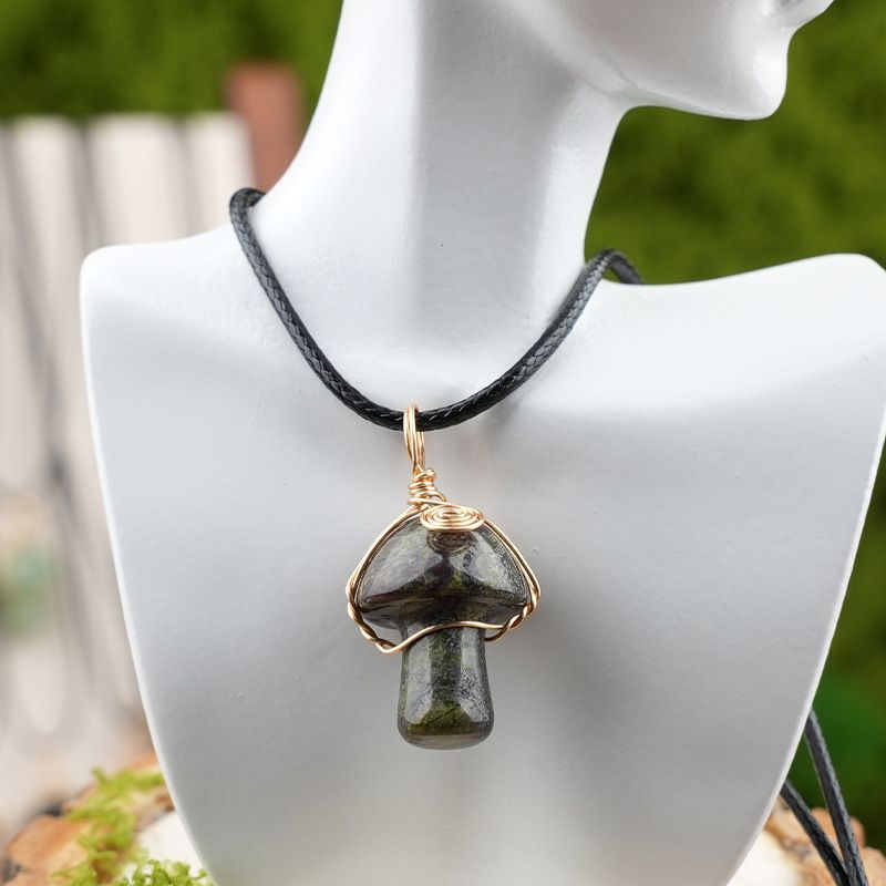 Pingente de cogumelo de cristal natural transfronteiriço de seda enrolada à mão bonito mini cogumelo DIY colar acessórios de jóias