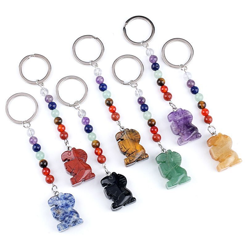 Chaveiro de pônei de jade natural, acessórios de chakra de contas redondas coloridas, pingente de pônei de ágata de cristal gravado.