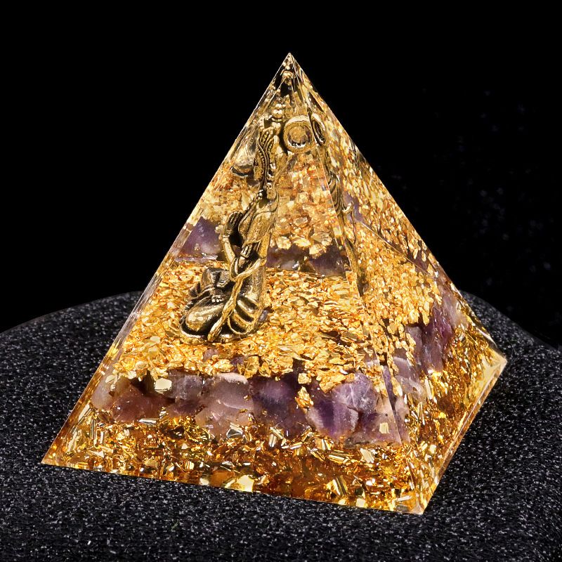 Nova pirâmide de 6cm torre de ouro azul ametista natural Elefante Deus série Ornamento de pirâmide epóxi
