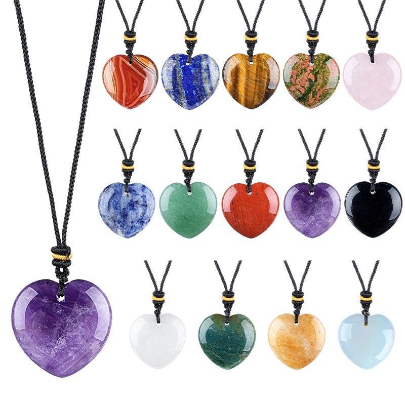 Colar de amor de cristal natural de 30Mm, pingente de coração de pêssego de pedra áspera simples para homens e mulheres do Dia dos Namorados com gravura em forma de coração de pedra natural.