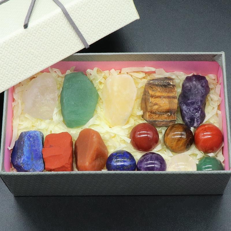 Caixa de presente de pedra de cristal de pedra colorida Chakela, conjunto de pedra áspera de bola redonda, conjunto de presente de Natal Chakela.