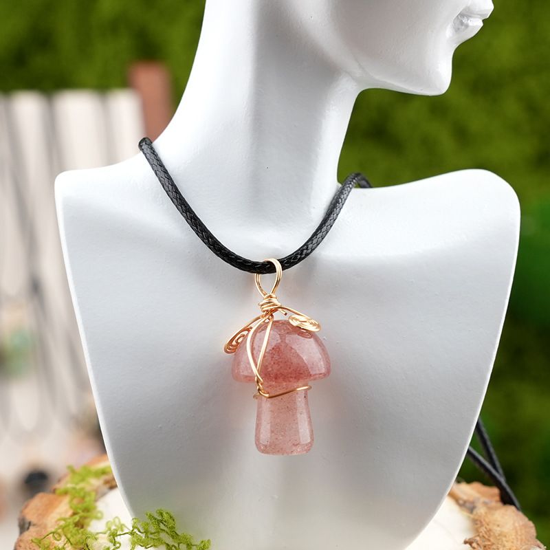 Pingente de cogumelo de cristal natural transfronteiriço de seda enrolada à mão bonito mini cogumelo DIY colar acessórios de jóias