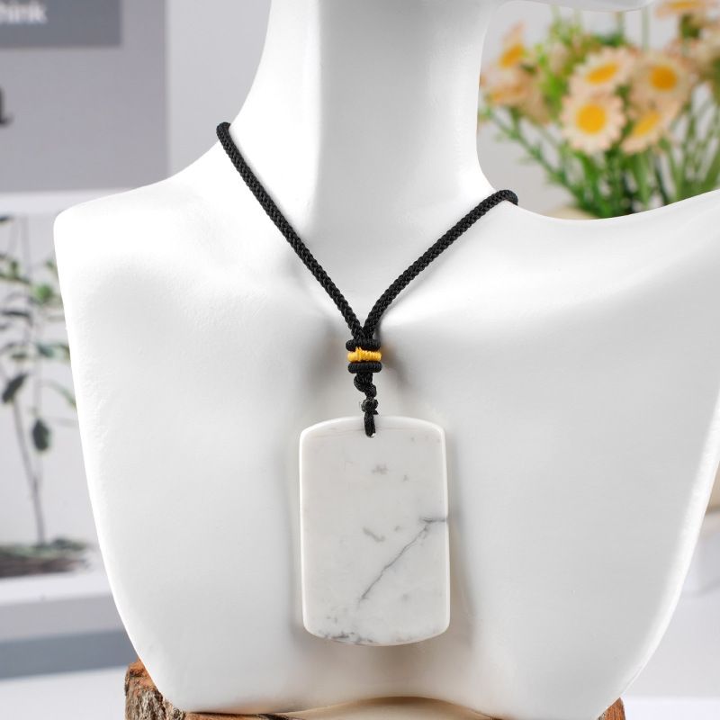 Pingente de marca retangular de jade de cristal natural seguro colar de jóias estilo chinês local cênico atacado