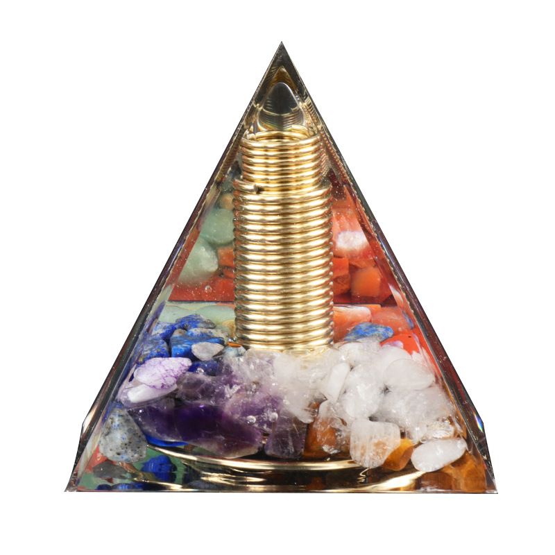 Artesanato de pirâmide de resina de venda quente Ornamento de pirâmide de cristal epóxi criativo feito à mão