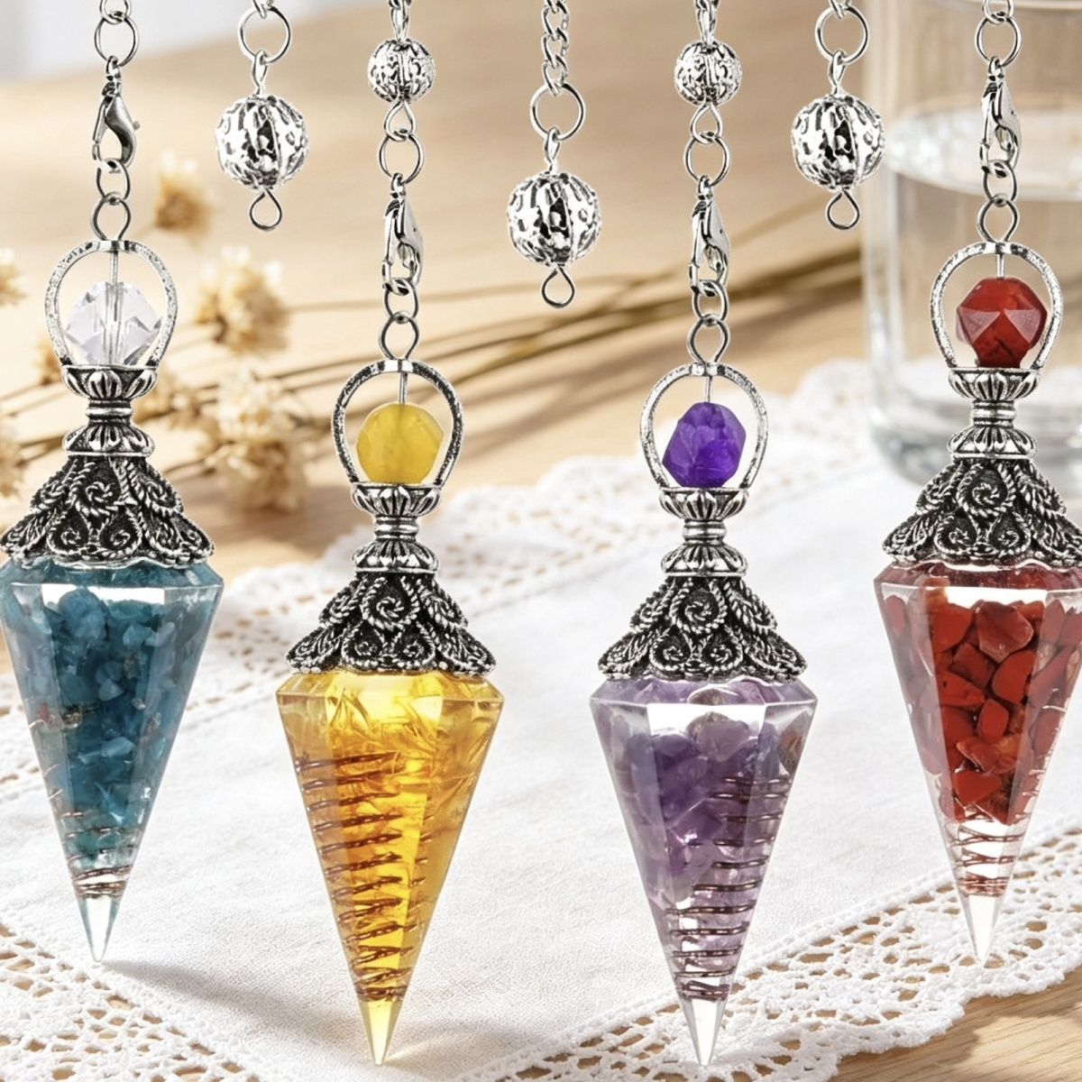 Pêndulo de cristal natural Pêndulo de resina de cone hexagonal de prata antiga envolto em epóxi