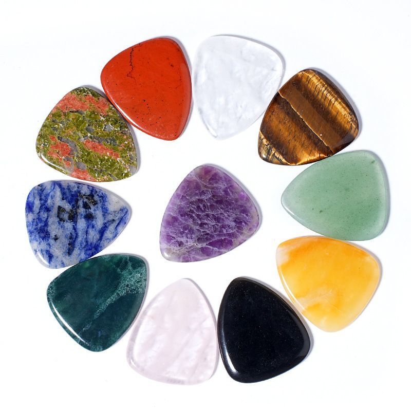 Escolha de guitarra de cristal natural Guitarra elétrica Baixo tocador de cordas Instrumento tocando Jade Ágata Escolha Presente
