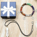 1520-Conjunto de chakra de cristal natural Pulseira colorida Pingente de enrolamento de pedra áspera de cristal branco, ornamento de pedra colorido