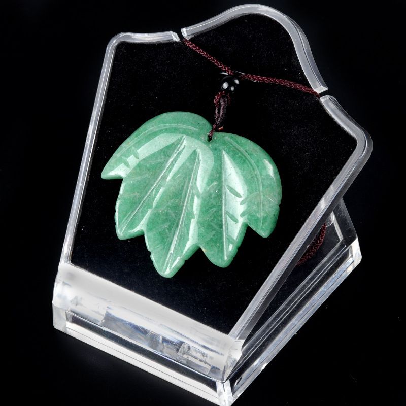 1689-Colar de folha de bordo canadense de pedra de cristal natural, colar de folha de cristal em pó de olho de tigre