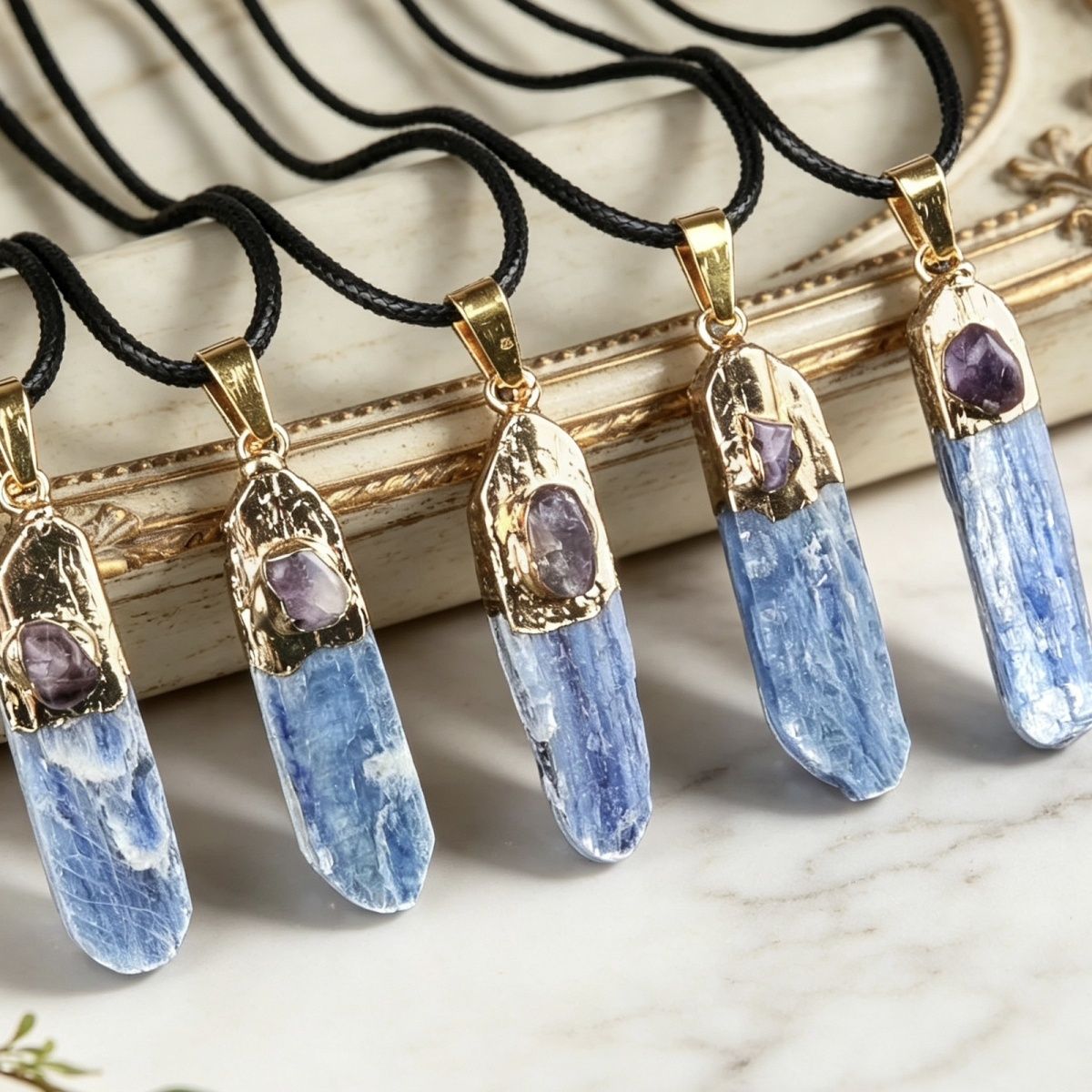 Natural irregular kyanite colar dourado bainha jóias longo pedra áspera azul cristal colar jóias
