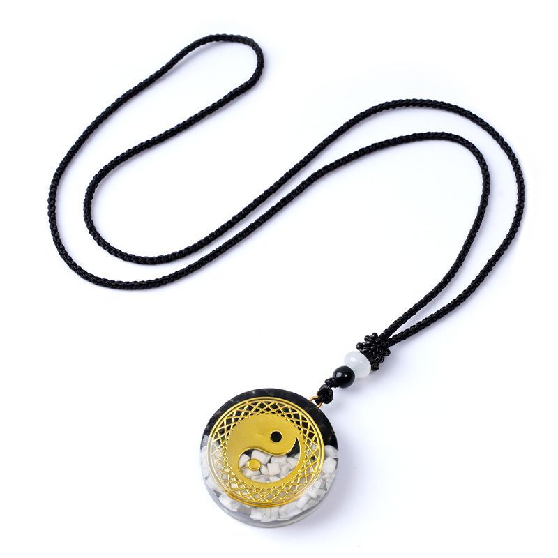 Novo Colar De Resina Bagua Natural Branco Pinho Hei Yao Cascalho Epóxi Incrustado Tai Chi Pingente Jóias