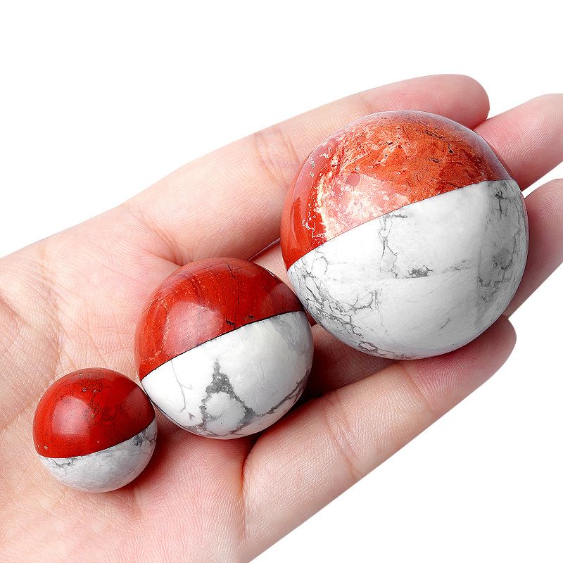 1638-Bola de emenda de jaspe vermelho de pinho branco natural, bola de jogo de elfo mágico de pedra semipreciosa de duas cores bola vermelha e branca