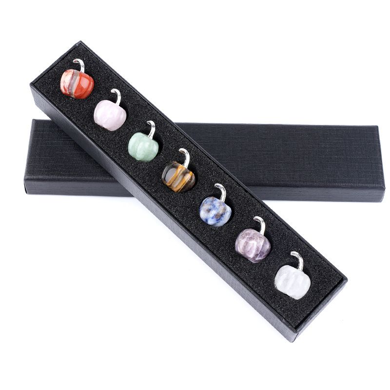 2410 Pedra natural colorida pequeno conjunto de maçã ornamento transfronteiriço novo produto gravura chakra de pedra com sete veias ametista conjunto de abóbora