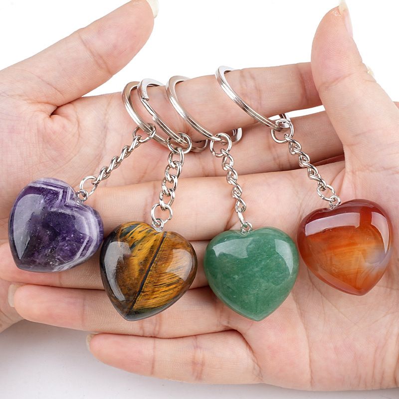 30Mm cristal natural amor chaveiro bonito saco decoração do carro pedra áspera polida pingente de coração de pedra semipreciosa