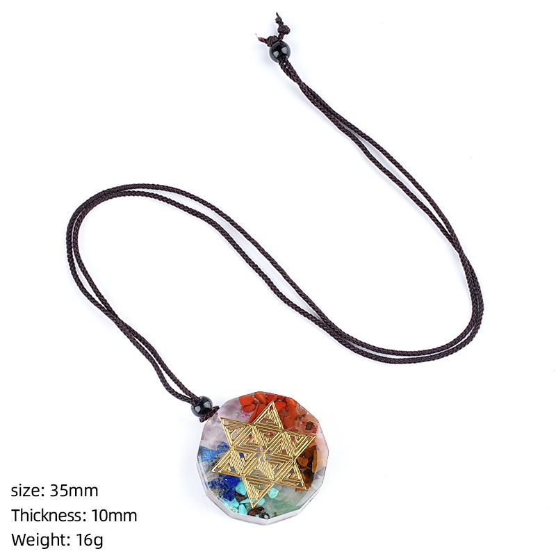 Colar de resina de pedra natural personalizado envoltório epóxi cascalho colorido polígono geométrico redondo pingente de meditação de ioga