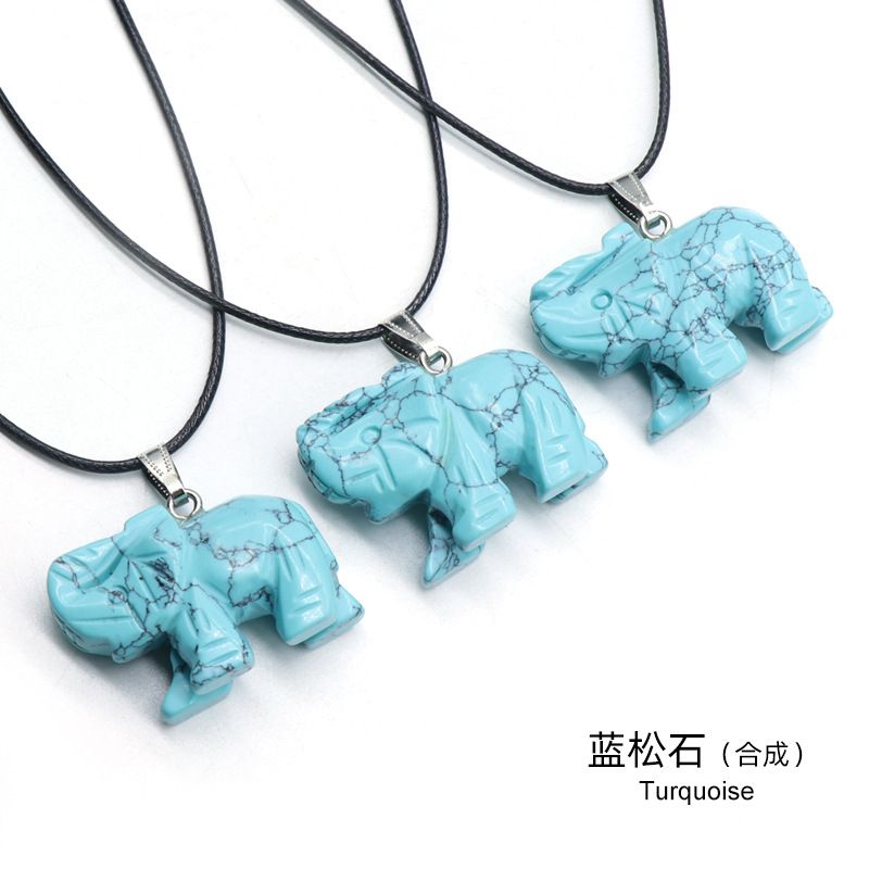 Jade de ágata de cristal, pingente de elefante esculpido, colar de corda de couro europeu e americano.