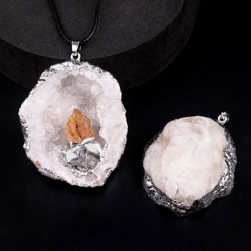 2032-Furo de cristal de ĂĄgata cortado incrustado com pingente de ametista, incrustado em fatias com colar de borda de pedra de cristal