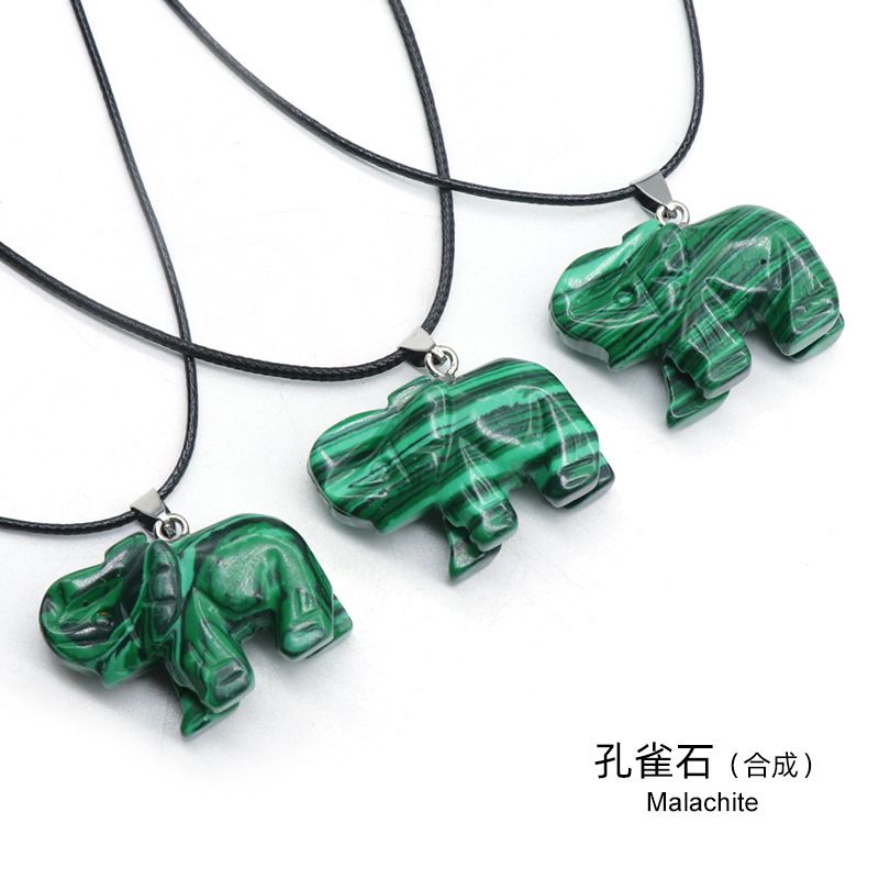 Jade de ágata de cristal, pingente de elefante esculpido, colar de corda de couro europeu e americano.
