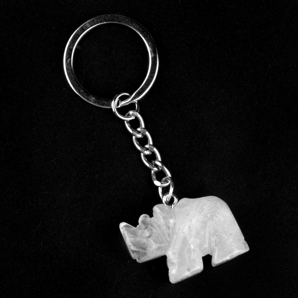 1948 - Pequeno Chaveiro do Rinoceronte: Pingente de chaveiro de animal esculpido em ágata de cristal