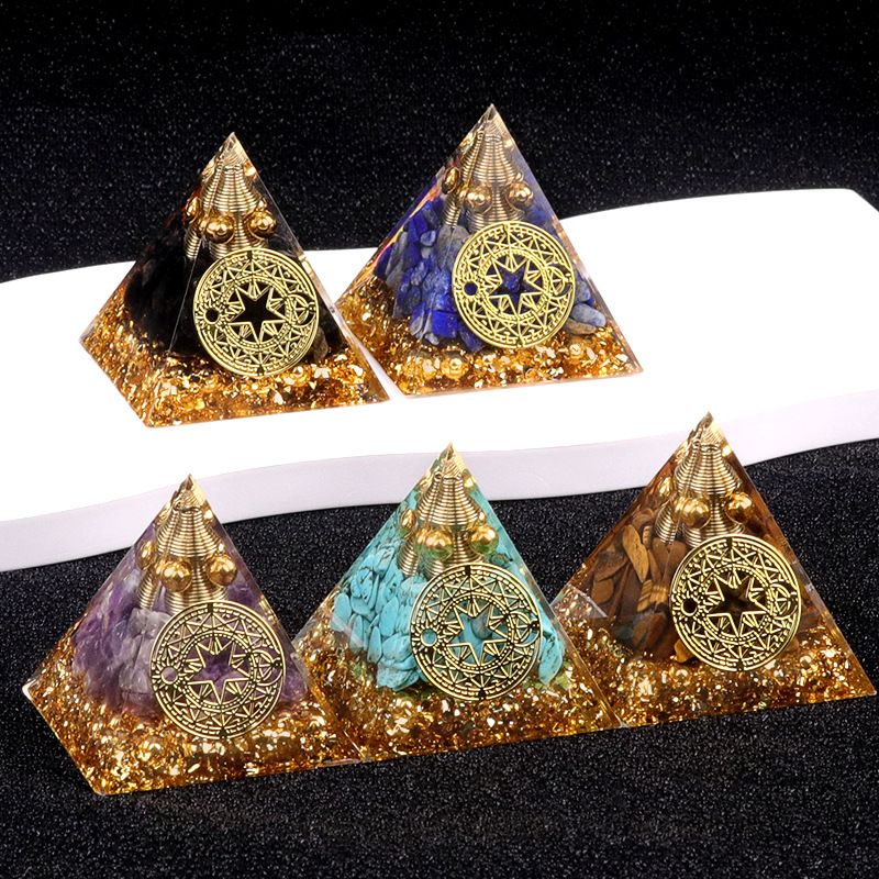 Nova resina de cascalho pirâmide de 5cm Artesanato epóxi ornamentos para casa