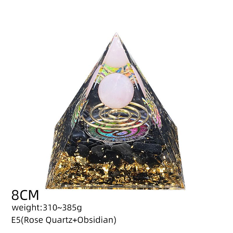 Pirâmide de cristal natural de 8cm Casa criativa europeia e americana Ornamento de mesa Yoga Resina de meditação Pirâmide de epóxi