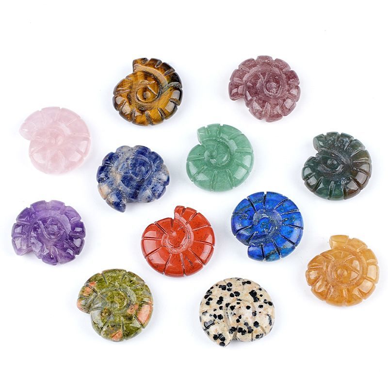2422 Concha de cristal natural gravura tridimensional dupla face ornamento de micro-paisagem doméstica em forma de caracol concha de gema não porosa