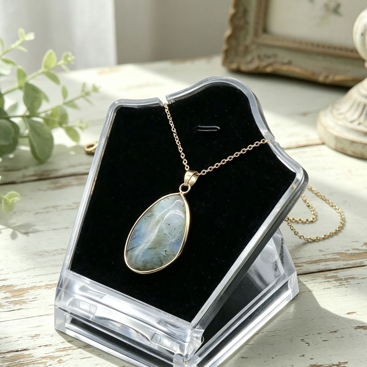 1318-Labradorite pingente de bainha de pedra alongada natural cinza irregular colar de brilho azul