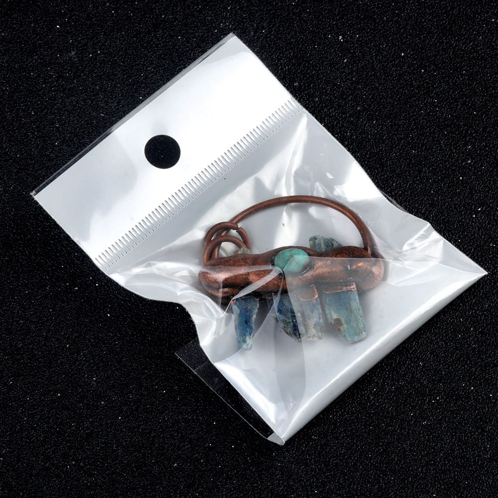 1798 Hot-seller cristal azul natural três pedras ásperas irregular europeu e americano retro colar de cristal azul DIY jóias
