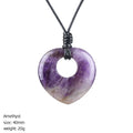 2442 Colar de amor de pedra natural de 40Mm, pingente de cristal natural ajustável tecido à mão retrô gravado em pedra áspera em forma de coração.