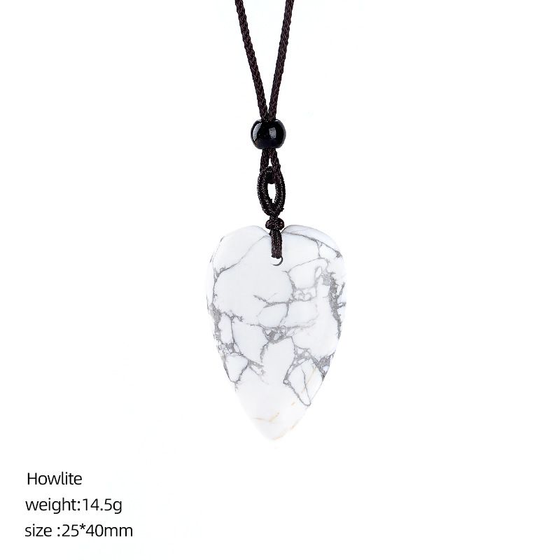 Colar de amor de cristal natural de 40mm, pingente de coração de pêssego de pedra de ágata gravado em forma de coração.