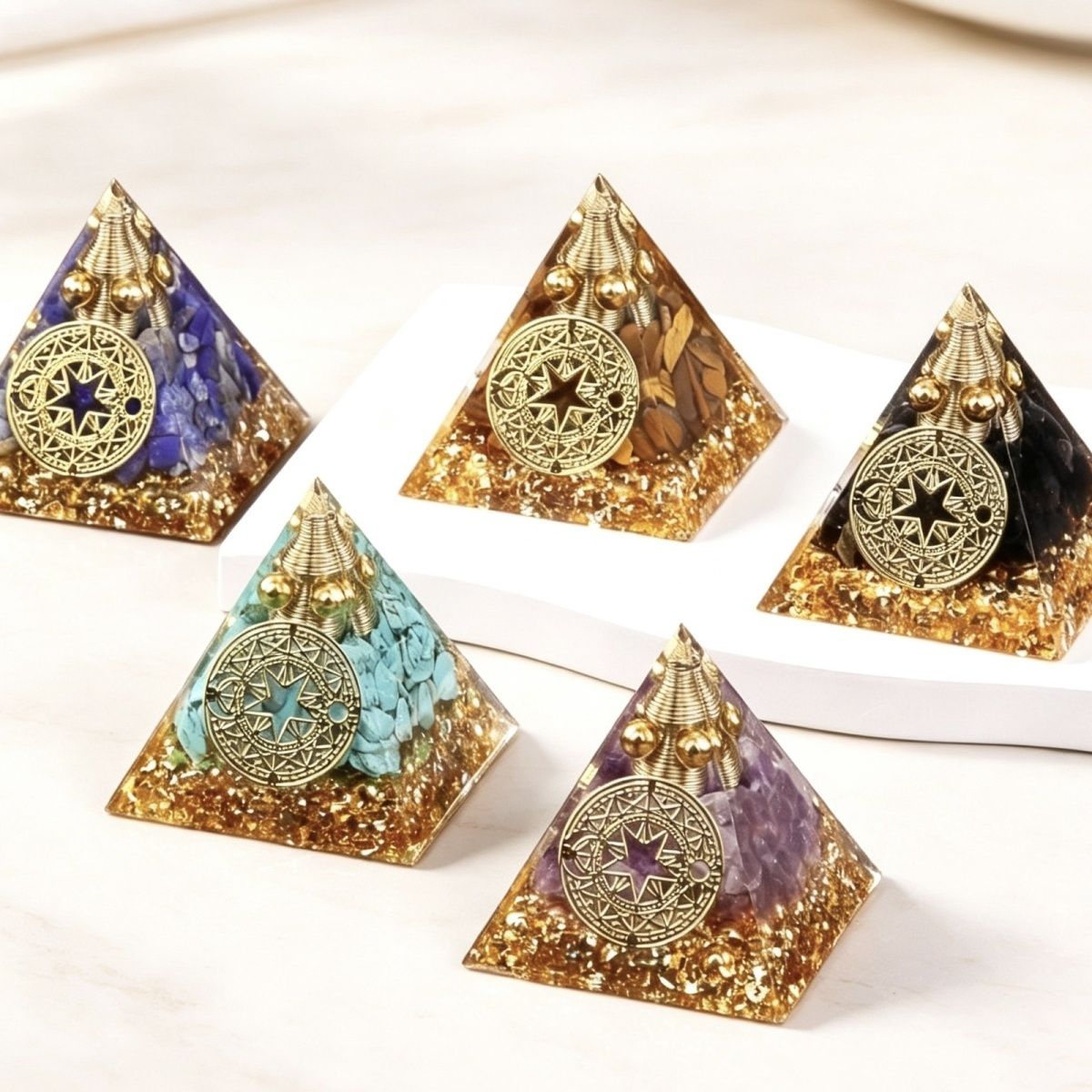 Nova resina de cascalho pirâmide de 5cm Artesanato epóxi ornamentos para casa