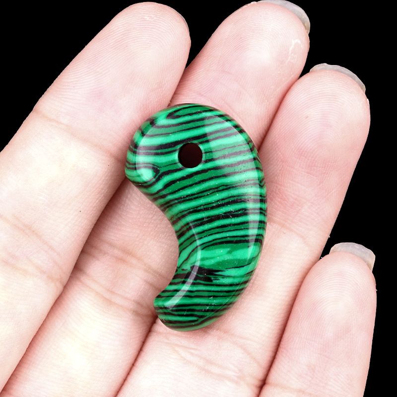 1212-Cristal natural 18X30 buraco 3mm gancho pingente de jade, anime yin e yang big dog Ibaraki vinho engolindo faca demoníaca Ji