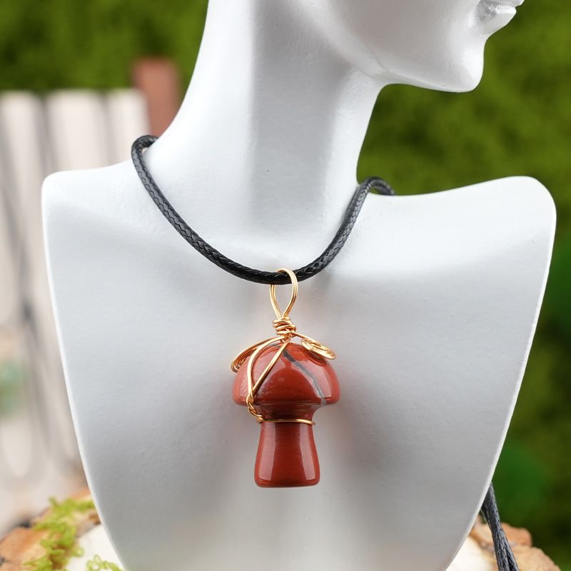 Pingente de cogumelo de cristal natural transfronteiriço de seda enrolada à mão bonito mini cogumelo DIY colar acessórios de jóias