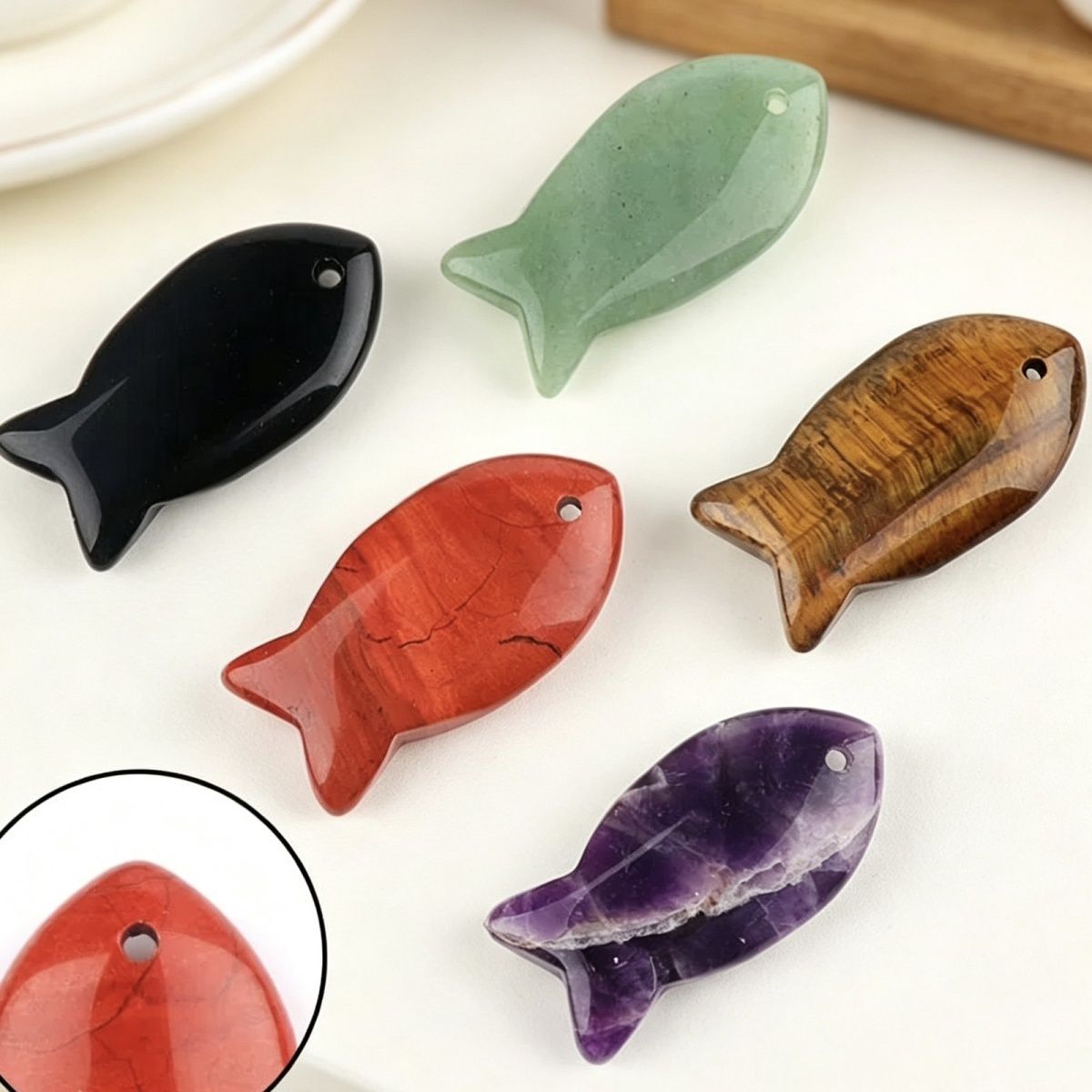 Atacado transfronteiriço 38mm cristal natural pingente de peixe pequeno DIY pedra criativa perfurada ágata pedra colar em forma de peixe